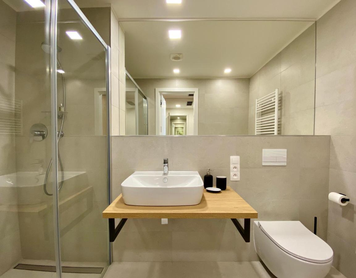 Tee Room Celadna & Wellness Buitenkant foto