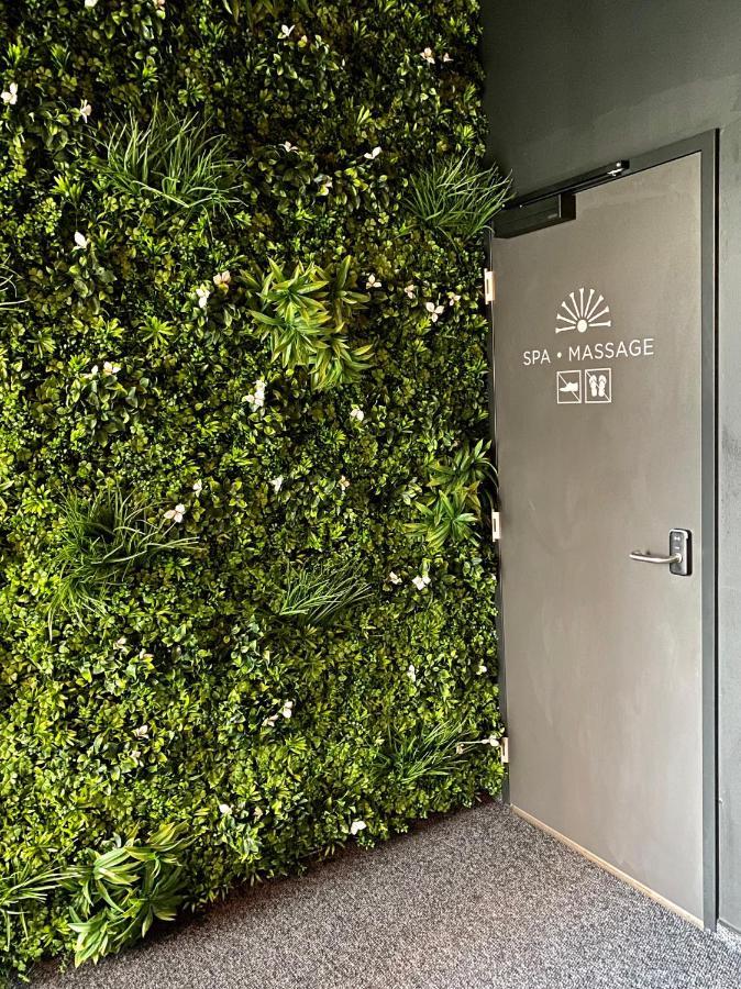 Tee Room Celadna & Wellness Buitenkant foto