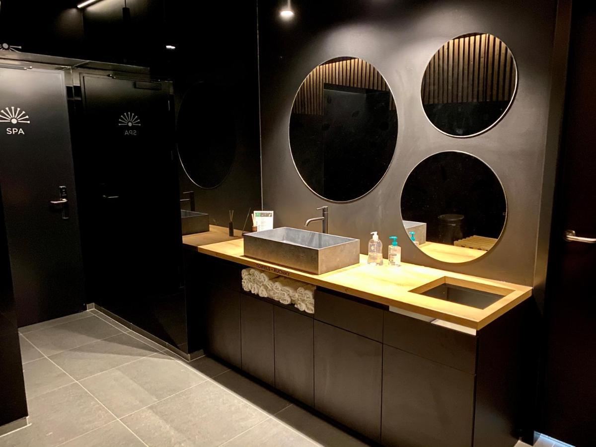 Tee Room Celadna & Wellness Buitenkant foto