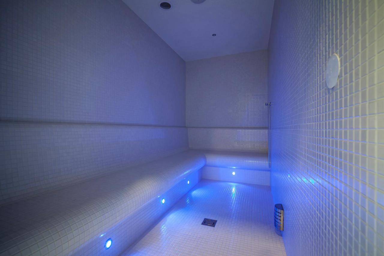 Tee Room Celadna & Wellness Buitenkant foto